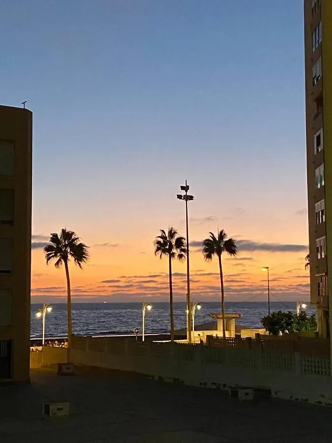 Gatu Villa Dante Playa Con Parking Gratis Cadiz
